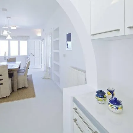 Amalgam Homes Paros Beachfront Villa *