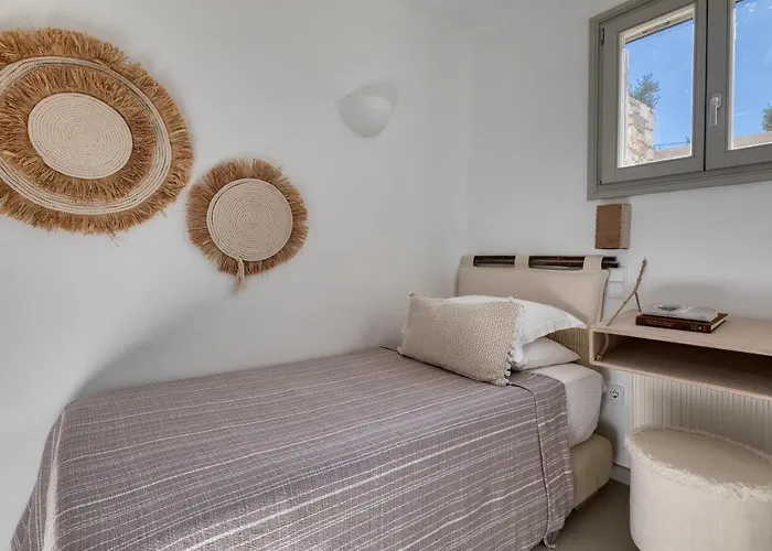 Amalgam Homes Paros Beachfront Villa *