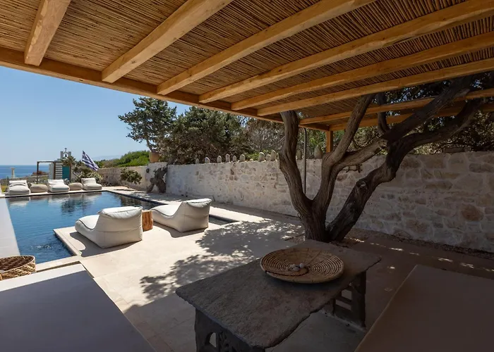 Amalgam Homes Paros Beachfront * Ampelas