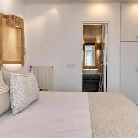 Villa Amalgam Homes Paros Beachfront Ampelas