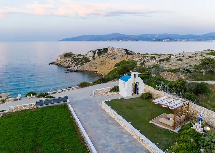 Amalgam Homes Paros Beachfront וילה אמבלאס