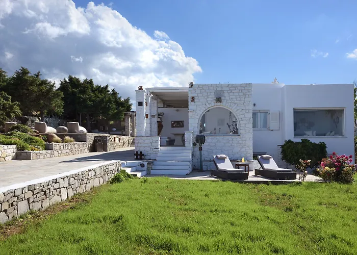 Amalgam Homes Paros Beachfront * אמבלאס