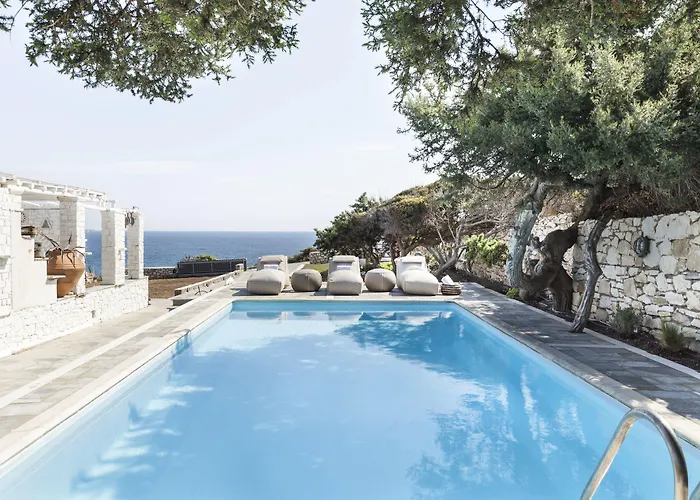 Amalgam Homes Paros Beachfront וילה אמבלאס